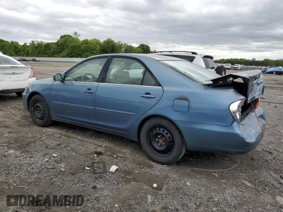 2004 Toyota Camry LE z VIN 4T1BE30K94U892207, wystawiony jako Copart lot #58406245 z przebiegiem 318 751 mil mil oraz Czysty tytuł • Clean title. Historia ofert i sprzedaży dostępna na DreamBid. Obrazek 2.