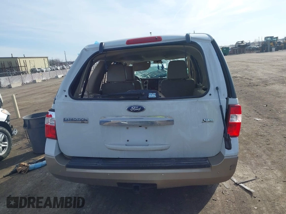 2014 Ford Expedition King Ranch z VIN 1FMJU1J51EEF14986, wystawiony jako IAAI lot #41770090 z przebiegiem Nie podano mil oraz . Historia ofert i sprzedaży dostępna na DreamBid. Obrazek 16.