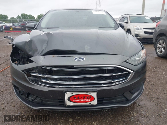 2018 Ford Fusion SE с VIN 3FA6P0H72JR282771, выставлен на аукционе IAAI как лот 42296531 с пробегом 104 070 миль миль и . История ставок и продаж доступна на DreamBid. Изображение 12.