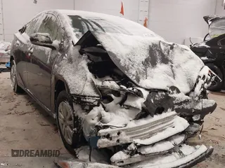 2016 Toyota Prius Two z VIN JTDKBRFU3G3504522, wystawiony jako IAAI lot #41375923 z przebiegiem 104 615 mil mil oraz . Historia ofert i sprzedaży dostępna na DreamBid. Obrazek 1.