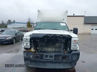 2015 Ford F-250 XL z VIN 1FDBF2B66FEA47593, wystawiony jako IAAI lot #38838987 z przebiegiem 438 340 mil mil oraz . Historia ofert i sprzedaży dostępna na DreamBid. Obrazek 6.