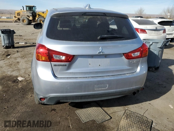 2017 Mitsubishi Outlander ES с VIN JA4AP3AU8HZ003930, выставлен на аукционе Copart как лот 84237474 с пробегом 78 284 миль миль и Списание • Salvage title. История ставок и продаж доступна на DreamBid. Изображение 6.