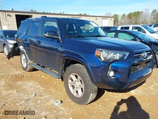 2020 Toyota 4Runner SR5 with VIN JTEBU5JR8L5777990, listed as a IAAI auction lot 41582185 with 37,862 mi miles. Bid and sale history available at carsss.com. Image 1.