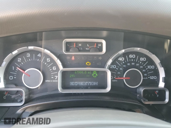 2014 Ford Expedition XL with VIN 1FMJU1G58EEF52772, listed as a Copart auction lot 82862734 with 61,998 mi miles and Salvage title. Bid and sale history available at DreamBid. Image 9.
