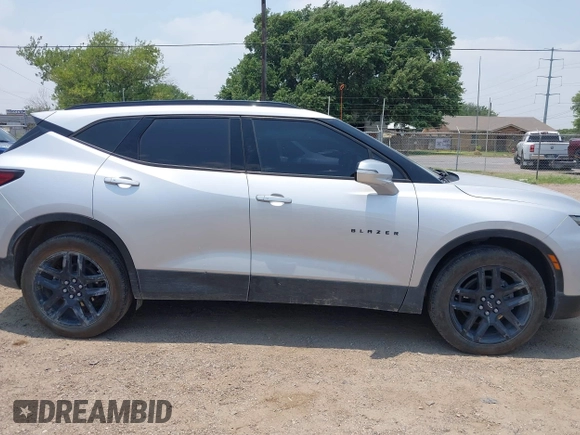2021 Chevrolet Blazer LT с VIN 3GNKBCRS5MS563186, выставлен на аукционе IAAI как лот 42282938 с пробегом 54 410 миль миль и . История ставок и продаж доступна на DreamBid. Изображение 13.