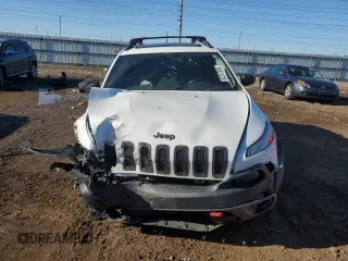 2017 Jeep Cherokee Trailhawk L Plus with VIN 1C4PJMBB3HW506965, listed as a Copart auction lot 82257594 with 106,571 mi miles and Salvage title. Bid and sale history available at DreamBid. Image 5.