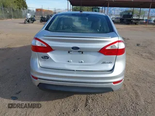 2019 Ford Fiesta SE with VIN 3FADP4BJ7KM125030, listed as a IAAI auction lot 41811238 with 52,279 mi miles. Bid and sale history available at carsss.com. Image 16.