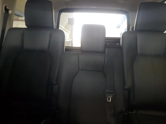 2011 Land Rover LR4 Lux with VIN SALAK2D48BA560345, listed as a Copart auction lot 51976015 with 123,953 mi miles and Clean Title. Bid and sale history available at DreamBid. Image 10.