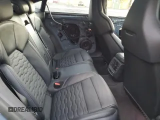 2023 Audi e-tron GT Premium Plus z VIN WAUFJBFW0P7006345, wystawiony jako Copart lot #83605424 z przebiegiem 7691 mil mil oraz Szkody całkowita. Historia ofert i sprzedaży dostępna na DreamBid. Obrazek 10.