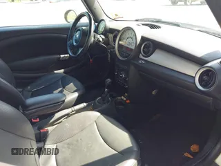 2013 MINI Convertible with VIN WMWZN3C58DT135598, listed as a IAAI auction lot 42122817 with 120,638 mi miles and . Bid and sale history available at DreamBid. Image 5.
