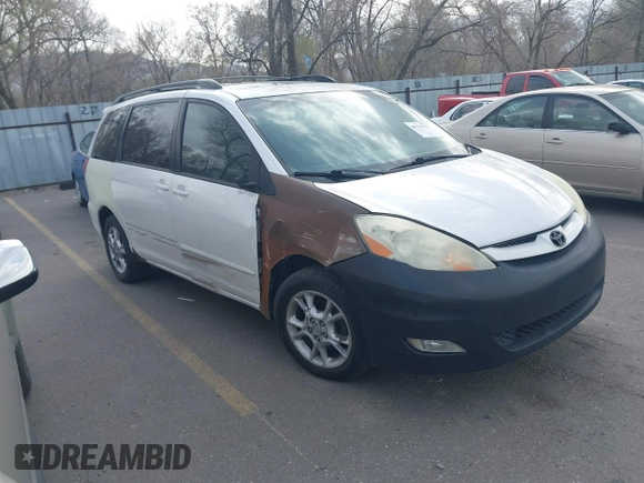 2006 Toyota Sienna XLE with VIN 5TDBA22C46S060507, listed as a IAAI auction lot 41979176 with 171,138 mi miles and . Bid and sale history available at DreamBid. Image 1.