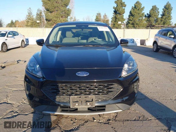 2020 Ford Escape SE Sport Hybrid with VIN 1FMCU0BZ1LUC61109, listed as a IAAI auction lot 41407511 with 135,353 mi miles and . Bid and sale history available at carsss.com. Image 13.
