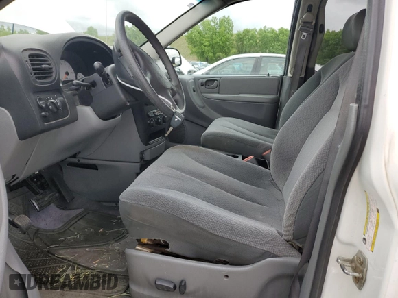 2005 Dodge Caravan SE with VIN 1D4GP24R45B273262, listed as a Copart auction lot 59026005 with 215,054 mi miles and Salvage title. Bid and sale history available at DreamBid. Image 7.