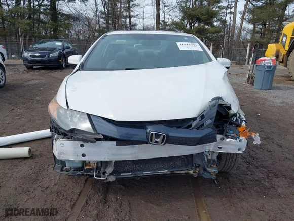 2015 Honda Civic Coupe EX with VIN 2HGFG3A8XFH513077, listed as a IAAI auction lot 41645399 with NaN miles. Bid and sale history available at carsss.com. Image 13.