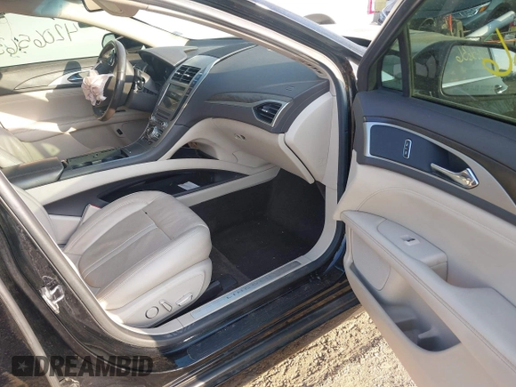 2017 Lincoln MKZ Hybrid Reserve with VIN 3LN6L5MU2HR634929, listed as a IAAI auction lot 42065636 with 100,165 mi miles and . Bid and sale history available at DreamBid. Image 5.