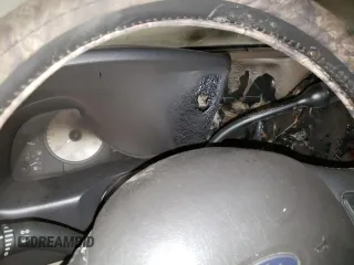 2006 Ford F-250 XL z VIN 1FTSW21Y76EA62434, wystawiony jako Copart lot #52322145 z przebiegiem Nie podano mil oraz Szkoda całkowita • Salvage title. Historia ofert i sprzedaży dostępna na DreamBid. Obrazek 9.