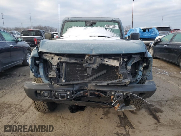 2022 Ford Bronco with VIN 1FMEE5DH8NLA89385, listed as a Copart auction lot 81772054 with 28,064 mi miles and Salvage Title. Bid and sale history available at DreamBid. Image 5.