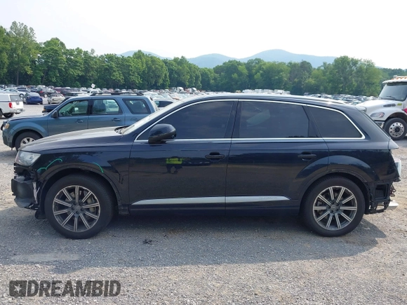 2017 Audi Q7 Premium Plus z VIN WA1LAAF78HD024548, wystawiony jako IAAI lot #42403316 z przebiegiem 105 592 mil mil oraz . Historia ofert i sprzedaży dostępna na DreamBid. Obrazek 14.