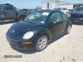 2007 Volkswagen Beetle with VIN 3VWRW31C27M506191, listed as a IAAI auction lot 42522294 with 154,172 mi miles and . Bid and sale history available at DreamBid. Image 2.