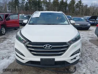 2016 Hyundai Tucson SE with VIN KM8J3CA44GU254260, listed as a IAAI auction lot 41328567 with 124,554 mi miles. Bid and sale history available at carsss.com. Image 6.