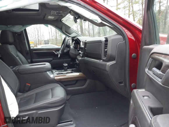 2022 Chevrolet Silverado 1500 RST with VIN 1GCUDEED6NZ557027, listed as a IAAI auction lot 41602219 with 9,816 mi miles and . Bid and sale history available at DreamBid. Image 5.