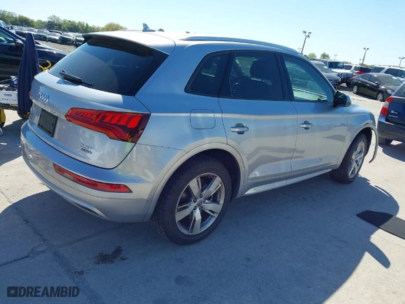 2018 Audi Q5 Premium with VIN WA1ANAFY8J2156537, listed as a IAAI auction lot 41774754 with 112,411 mi miles. Bid and sale history available at carsss.com. Image 4.