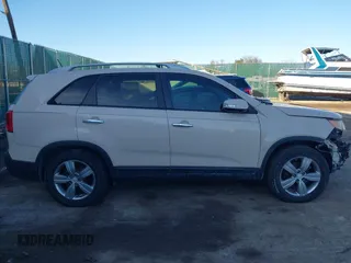 2012 Kia Sorento EX with VIN 5XYKU4A28CG190097, listed as a IAAI auction lot 41457866 with 173,181 mi miles. Bid and sale history available at carsss.com. Image 14.