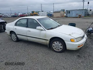 1996 Honda Accord LX with VIN 1HGCD5635TA031485, listed as a IAAI auction lot 42132216 with 158,686 mi miles and . Bid and sale history available at carsss.com. Image 1.