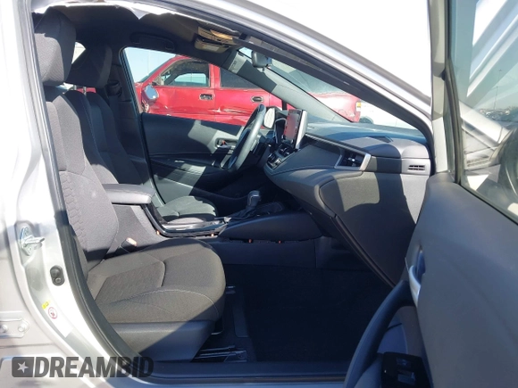 2020 Toyota Corolla Hatchback SE with VIN JTND4RBE0L3081535, listed as a IAAI auction lot 41721684 with 49,373 mi miles. Bid and sale history available at carsss.com. Image 5.