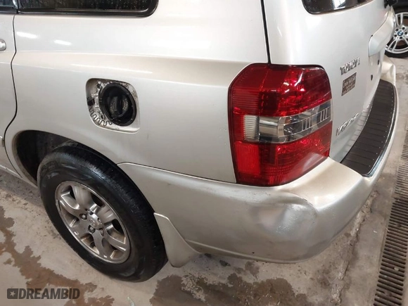 2004 Toyota Highlander with VIN JTEEP21AX40037031, listed as a IAAI auction lot 41798029 with 322,390 mi miles. Bid and sale history available at carsss.com. Image 6.