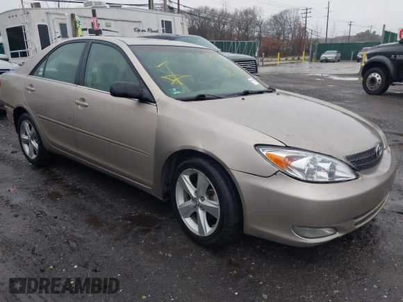2004 Toyota Camry LE with VIN 4T1BF32K94U588725, listed as a IAAI auction lot 41960395 with Not Provided miles and . Bid and sale history available at carsss.com. Image 1.