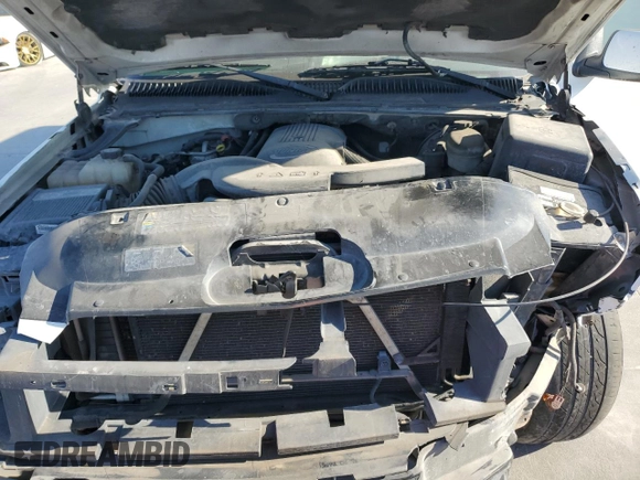 2003 Chevrolet Avalanche with VIN 3GNEC13T13G186356, listed as a Copart auction lot 77680024 with Not Provided miles and Salvage Title. Bid and sale history available at DreamBid. Image 13.