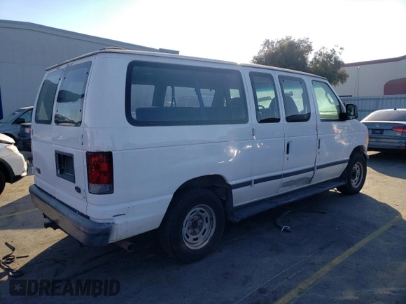 2004 Ford Econoline Passenger XL with VIN 1FMRE11W84HA50164, listed as a Copart auction lot 73438464 with 148,916 mi miles and Clean Title. Bid and sale history available at DreamBid. Image 3.