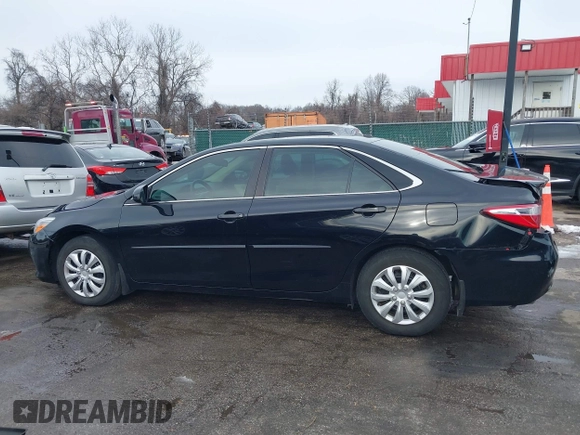 2016 Toyota Camry XSE with VIN 4T1BK1FKXGU030459, listed as a IAAI auction lot 41249705 with 190,531 mi miles. Bid and sale history available at carsss.com. Image 14.