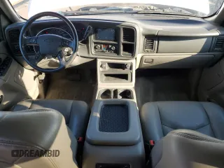 2004 Chevrolet Tahoe LT with VIN 1GNEK13Z74R279875, listed as a Copart auction lot 73119224 with 209,897 mi miles and Clean Title. Bid and sale history available at carsss.com. Image 8.