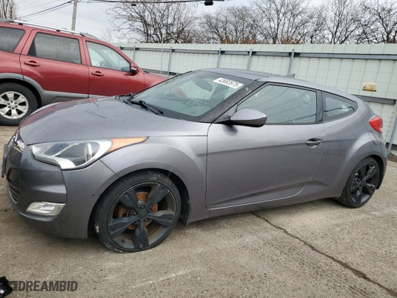 2015 Hyundai Veloster with VIN KMHTC6AD2FU235151, listed as a Copart auction lot 43692675 with 105,798 mi miles and Clean Title. Bid and sale history available at carsss.com. Image 1.