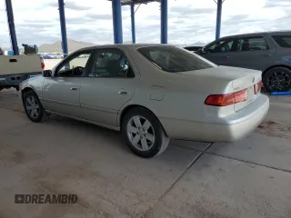 2001 Toyota Camry CE with VIN JT2BG22KX10577868, listed as a Copart auction lot 53745425 with 209,152 mi miles and Salvage Title. Bid and sale history available at carsss.com. Image 2.