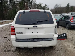 2012 Ford Escape XLS z VIN 1FMCU9C72CKB33801, wystawiony jako Copart lot #84003994 z przebiegiem 49 163 mil mil oraz Czysty tytuł • Clean title. Historia ofert i sprzedaży dostępna na DreamBid. Obrazek 6.