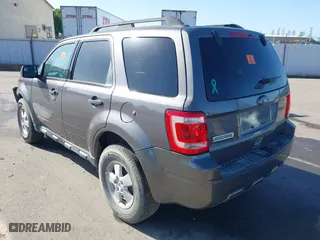 2012 Ford Escape XLT with VIN 1FMCU0D78CKC45514, listed as a IAAI auction lot 41937043 with 162,601 mi miles. Bid and sale history available at carsss.com. Image 3.
