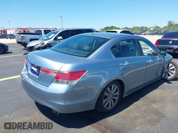 2011 Honda Accord EX-L z VIN 1HGCP3F86BA025278, wystawiony jako IAAI lot #42260234 z przebiegiem 36 602 mil mil oraz . Historia ofert i sprzedaży dostępna na DreamBid. Obrazek 4.