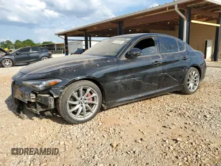 2022 Alfa Romeo Giulia z VIN ZARFAMAN2N7660313, wystawiony jako Copart lot #54412005 z przebiegiem 31 238 mil mil oraz Szkoda całkowita • Salvage title. Historia ofert i sprzedaży dostępna na DreamBid. Obrazek 1.