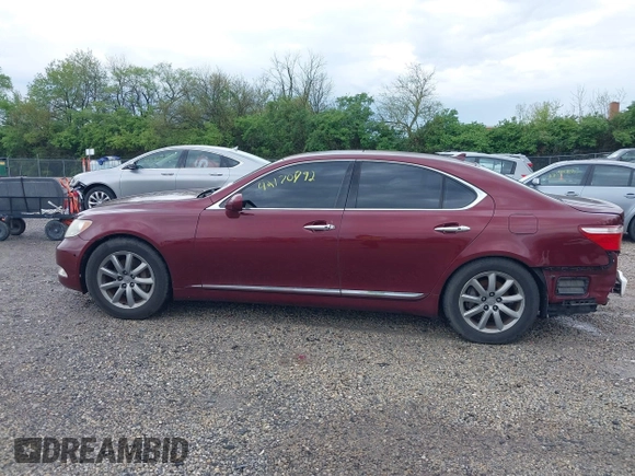 2007 Lexus LS 460 with VIN JTHBL46F775003346, listed as a IAAI auction lot 42170792 with 98,626 mi miles. Bid and sale history available at carsss.com. Image 15.