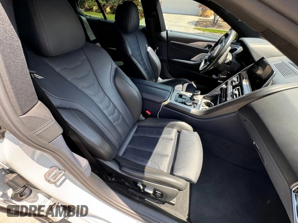 2020 BMW 8 Series M850i with VIN WBAGV8C01LBP48613, listed as a Copart auction lot 65496944 with 18,974 mi miles. Bid and sale history available at carsss.com. Image 5.