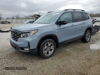 2022 Honda Passport TrailSport z VIN 5FNYF8H62NB017724, wystawiony jako Copart lot #49666975 z przebiegiem 45 245 mil mil oraz Szkoda całkowita • Salvage title. Historia ofert i sprzedaży dostępna na DreamBid. Obrazek 1.