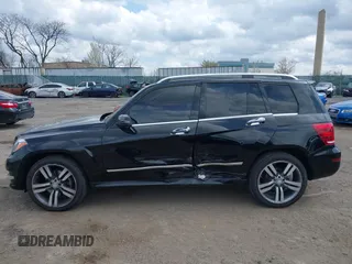 2015 Mercedes-Benz GLK with VIN WDCGG8JB4FG401022, listed as a IAAI auction lot 41919449 with 31,615 mi miles. Bid and sale history available at carsss.com. Image 14.