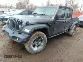 2021 Jeep Gladiator Sport S z VIN 1C6HJTAG3ML597041, wystawiony jako IAAI lot #41714640 z przebiegiem 46 402 mil mil oraz . Historia ofert i sprzedaży dostępna na DreamBid. Obrazek 18.