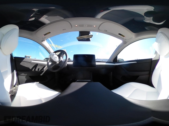 2024 Tesla Model Y z VIN 7SAYGDED4RF161518, wystawiony jako IAAI lot #41682252 z przebiegiem 6 844 mil mil oraz . Historia ofert i sprzedaży dostępna na DreamBid. Obrazek 22.