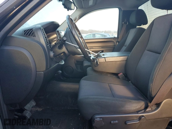 2011 Chevrolet Silverado 1500 LT with VIN 1GCNKSE0XBZ191140, listed as a Copart auction lot 85941724 with 105,235 mi miles and Clean Title. Bid and sale history available at DreamBid. Image 7.