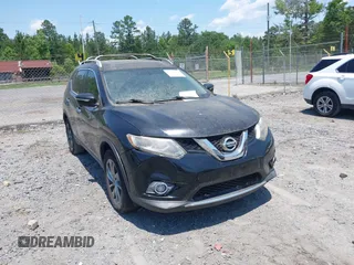 2015 Nissan Rogue SV z VIN 5N1AT2MV1FC834973, wystawiony jako IAAI lot #42319718 z przebiegiem 332 000 mil mil oraz . Historia ofert i sprzedaży dostępna na DreamBid. Obrazek 1.