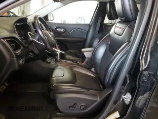 2019 Jeep Cherokee Trailhawk with VIN 1C4PJMBX1KD456551, listed as a Copart auction lot 58576065 with 121,259 mi miles and Salvage title. Bid and sale history available at DreamBid. Image 7.